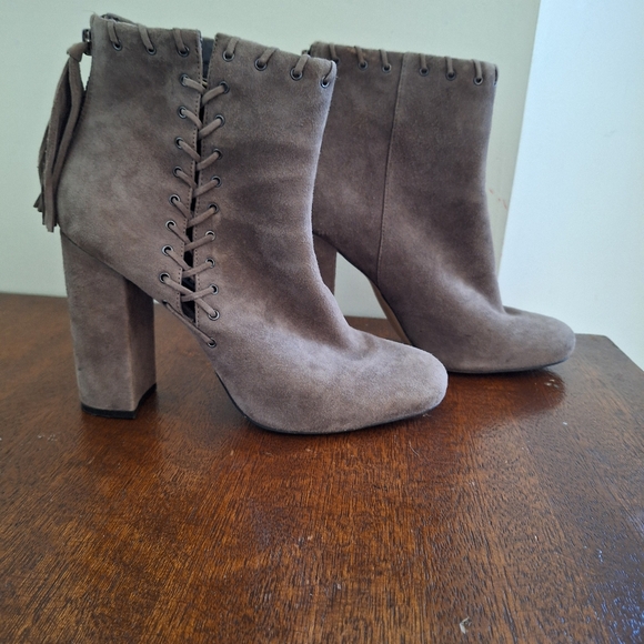 Karl Lagerfeld Booties - Picture 1 of 10